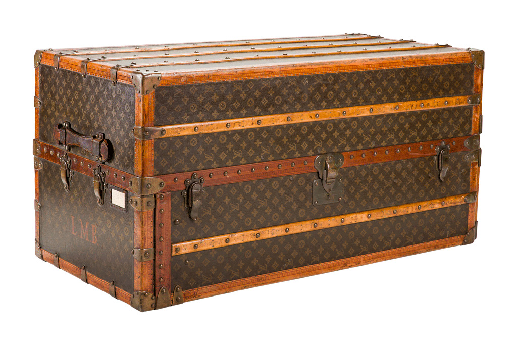 Vuitton Trunk png icons